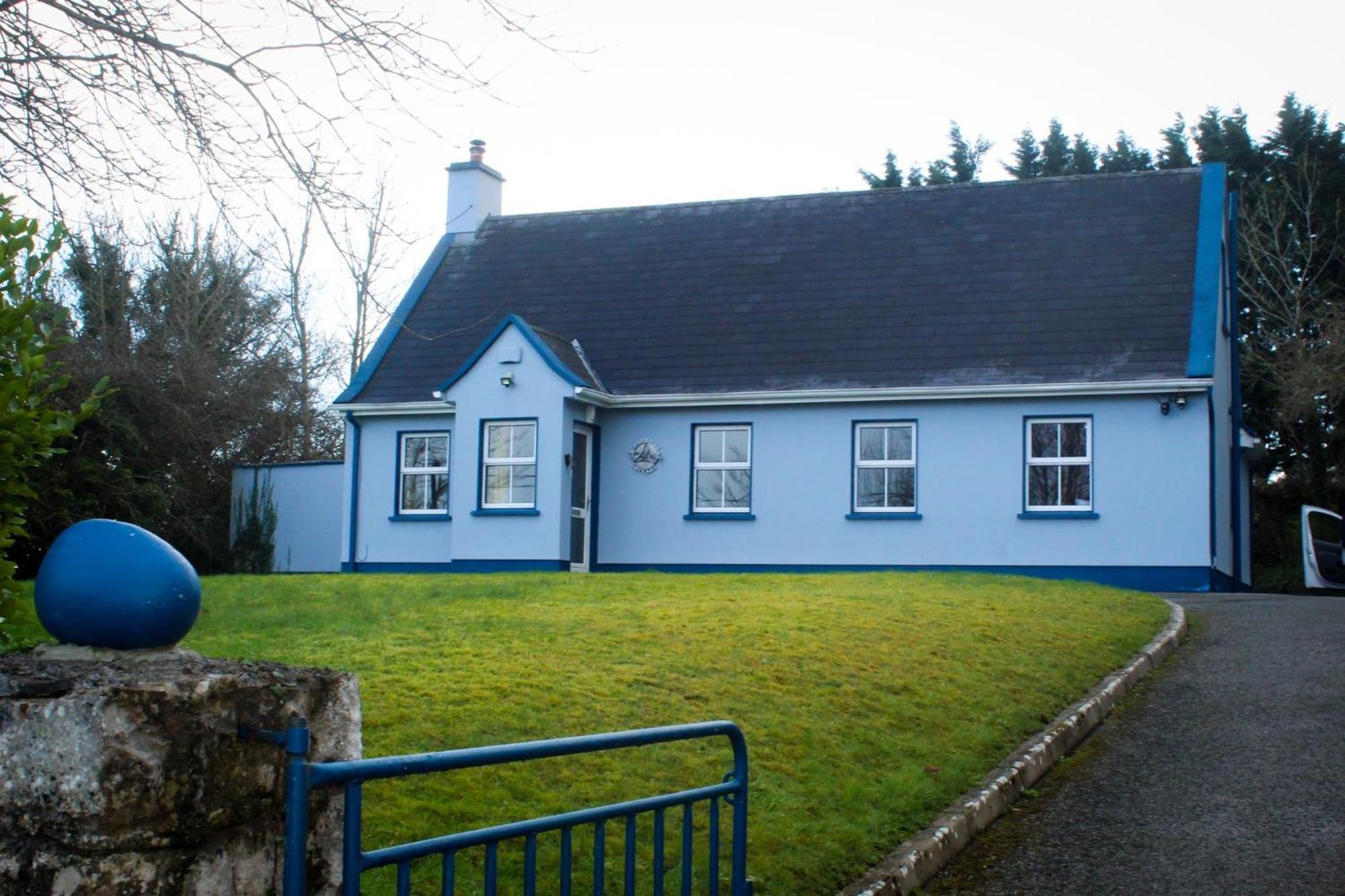 Corofin  Riverside Cottage In The Burren מראה חיצוני תמונה